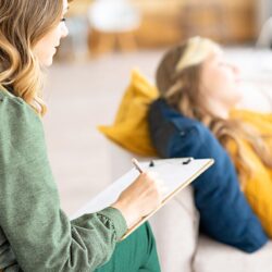 Avantages possibles de l’hypnothérapie pour la santé