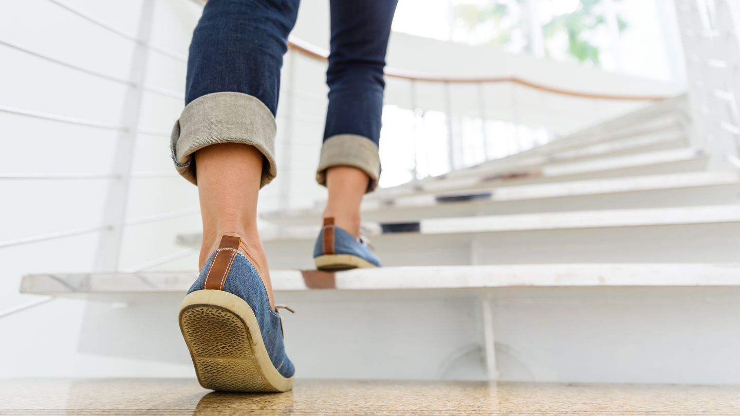 Prendre les escaliers peut réduire le risque de maladie cardiaque et de décès prématuré