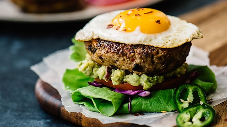 7 alternatives de petits pains à faible teneur en glucides pour votre hamburger