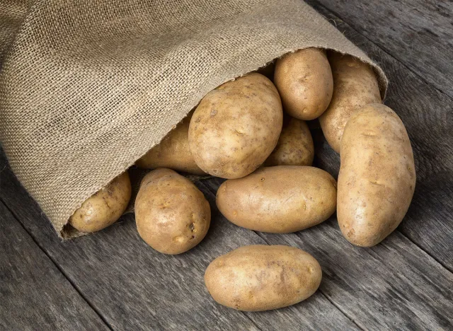 Sac de pommes de terre rousse