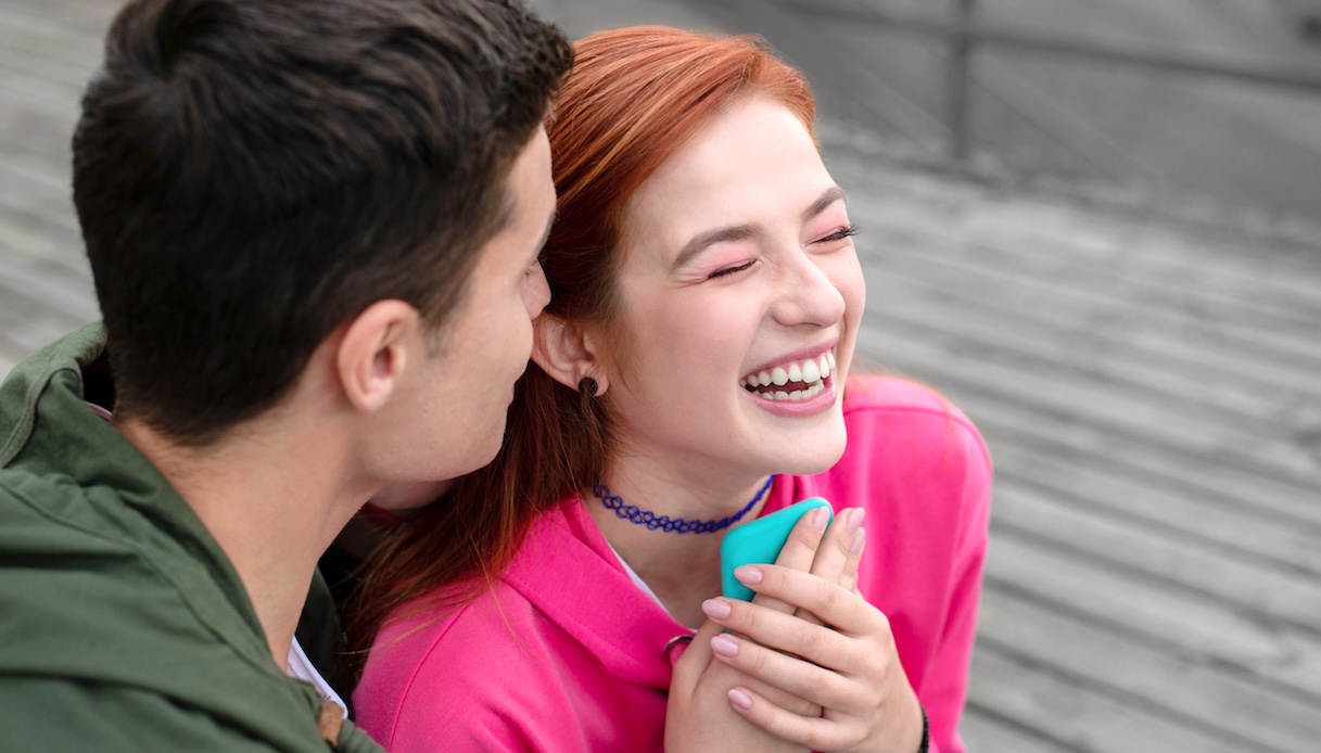 Gestes d'amour avec un ami: ce qu'ils veulent dire, comment se comporter