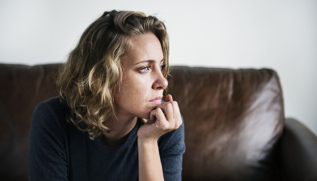Pourquoi suis-je gravement isolé et est-ce que je préfère être seul?