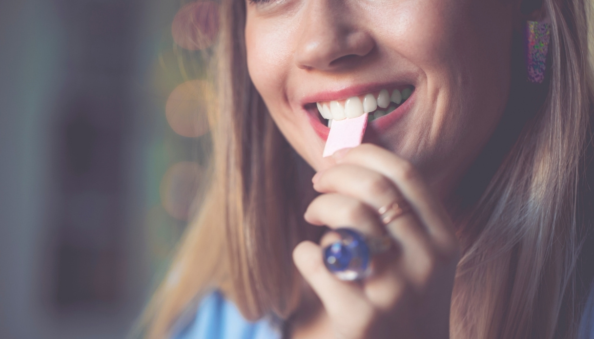 Chewing-gum, les bienfaits du chewing-gum pour l'hygiène bucco-dentaire : quand l'utiliser