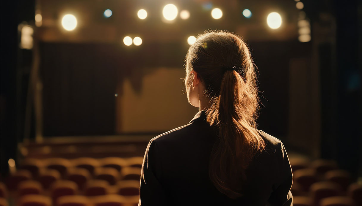 Journée mondiale de la santé mentale, l'art et le théâtre aident au traitement : le rôle des femmes