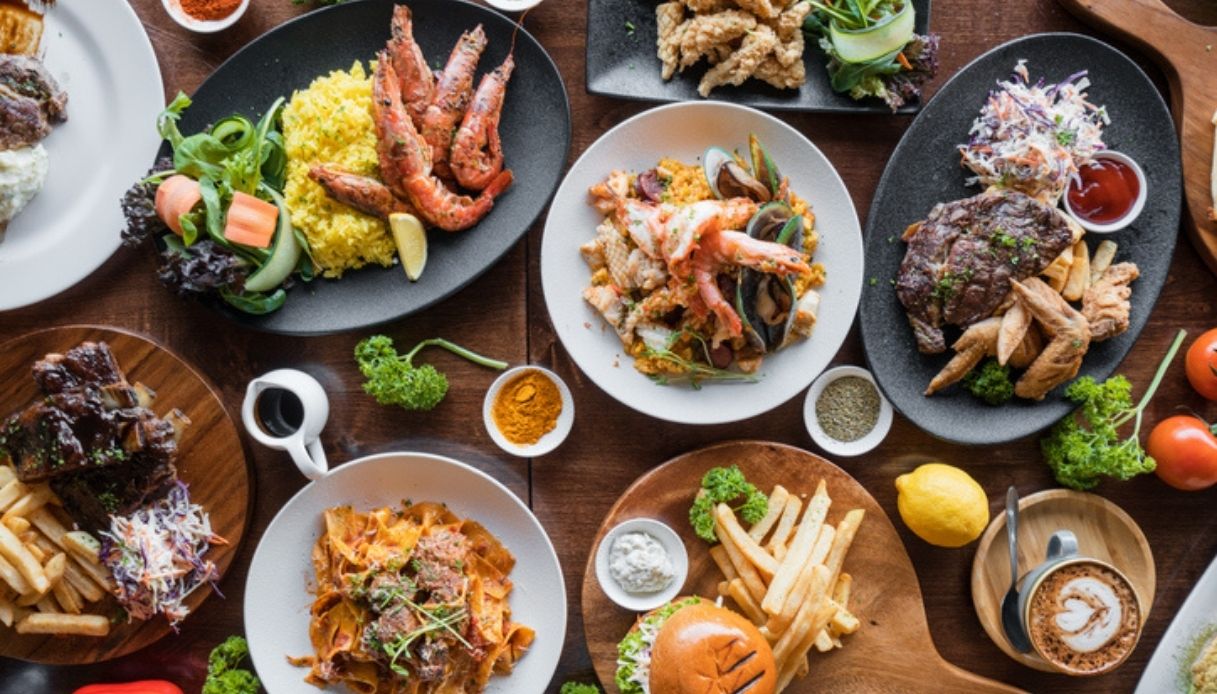 Nouveau régime alimentaire américain : plus de viande et de fromage frais. Le plan de Robert F. Kennedy Jr.